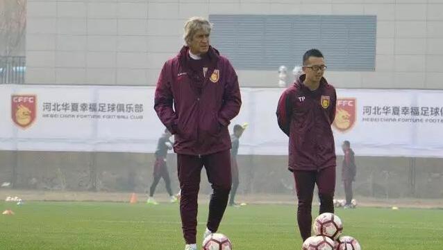 丝袜国产视频